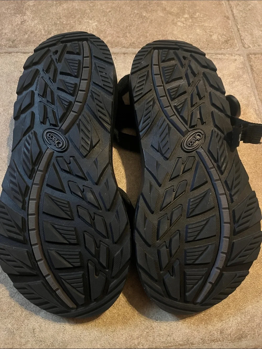 Chaco Z/Cloud 2 Sandals Black with Adjustable Strap Size 7